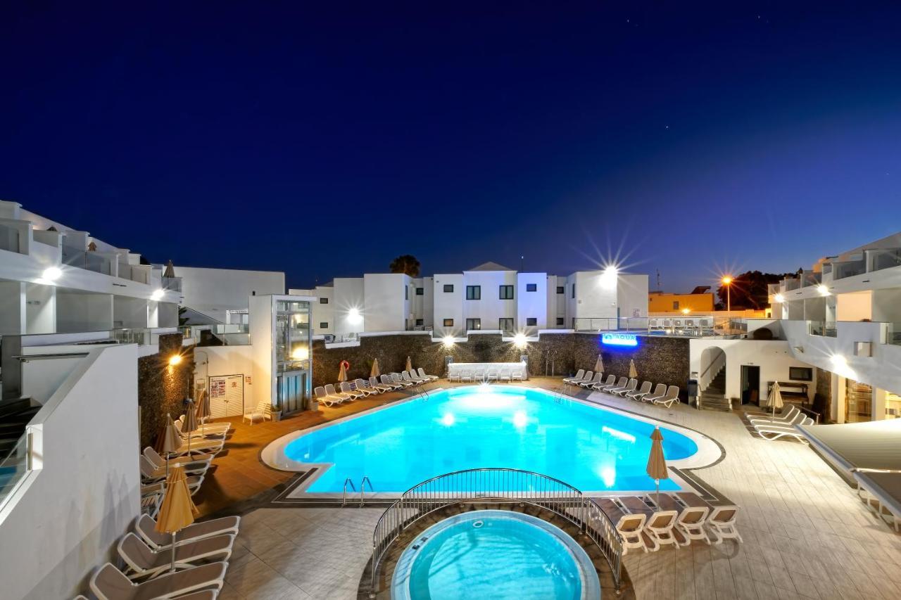 Aqua Suites Puerto del Carmen  Exteriör bild