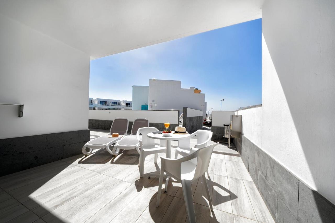 Aqua Suites Puerto del Carmen  Exteriör bild