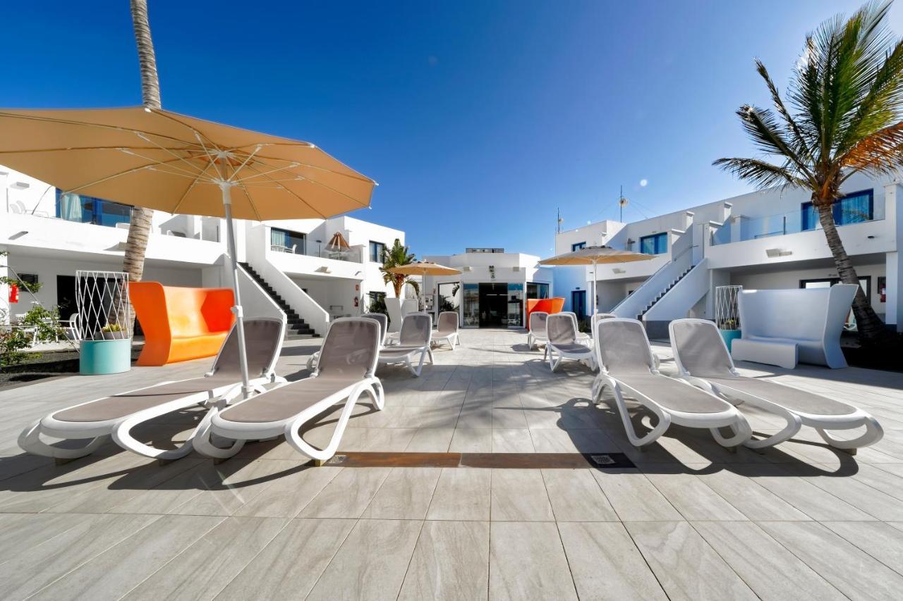 Aqua Suites Puerto del Carmen  Exteriör bild