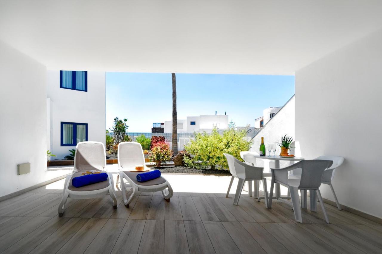 Aqua Suites Puerto del Carmen  Exteriör bild